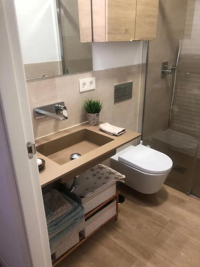 Apartment Estudio Centrico En Punonrostro Seville Spain